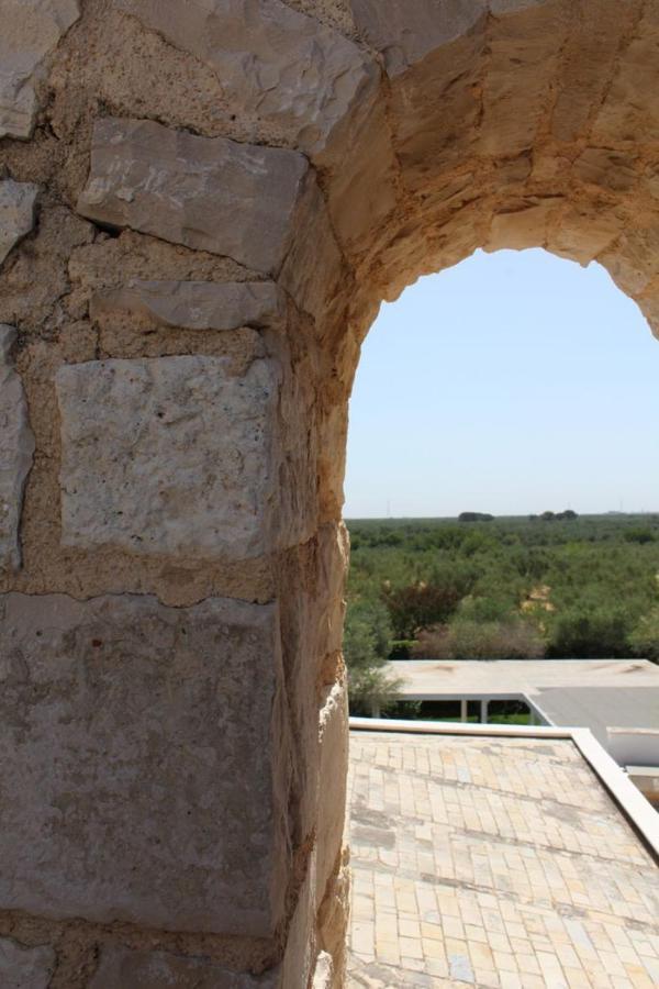 Hotel Torre Domini Giovinazzo Extérieur photo