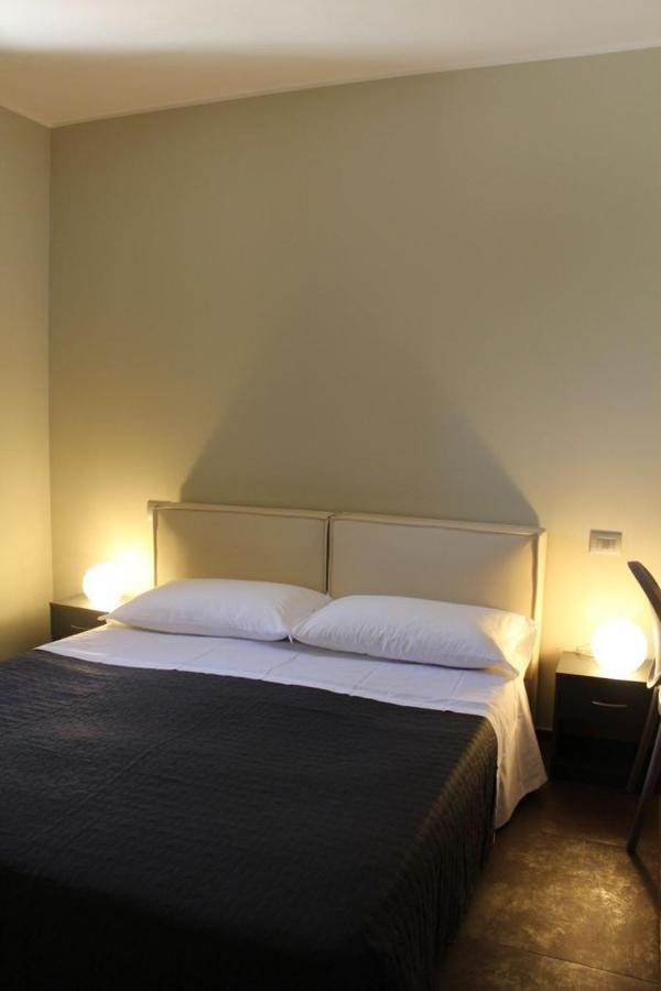 Hotel Torre Domini Giovinazzo Extérieur photo