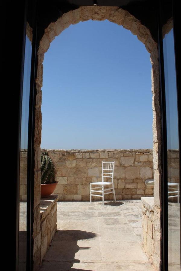 Hotel Torre Domini Giovinazzo Extérieur photo