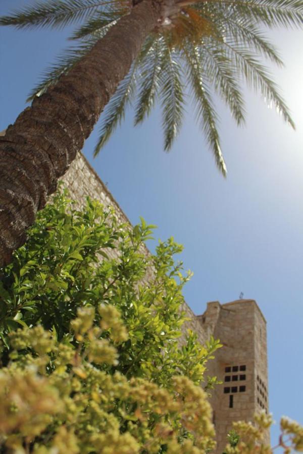 Hotel Torre Domini Giovinazzo Extérieur photo